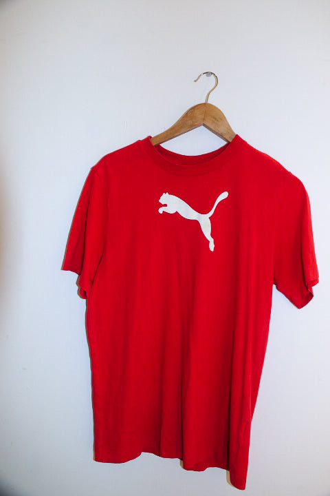 Vintage red puma big logo mens medium t-shirt