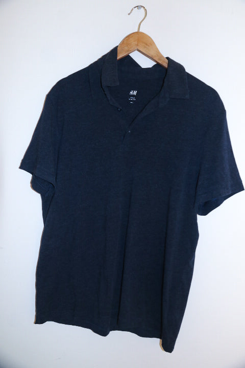 Vintage H&M blue mens plain medium polo t-shirt