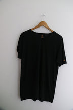 Vintage champion plain black V-neck mens medium tees