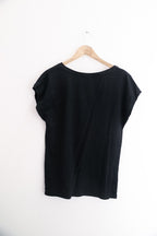 Vintage womens black Old fashion graphics XL tees