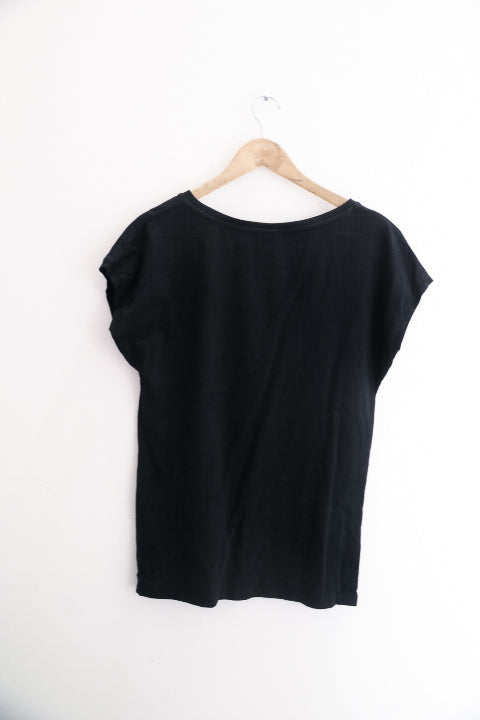 Vintage womens black Old fashion graphics XL tees