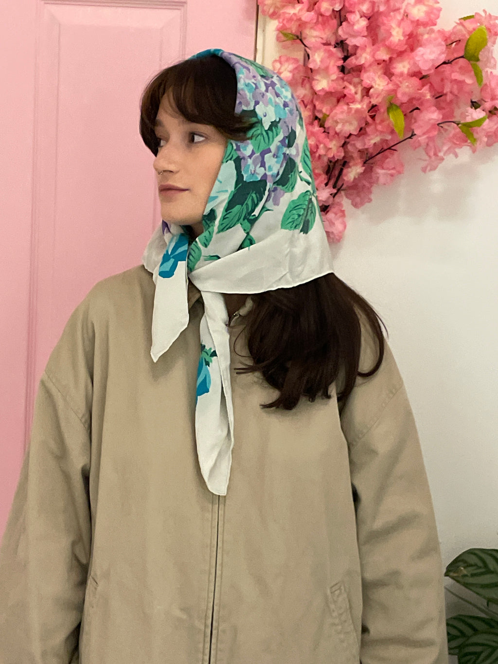 Vintage floral patterned white scarf