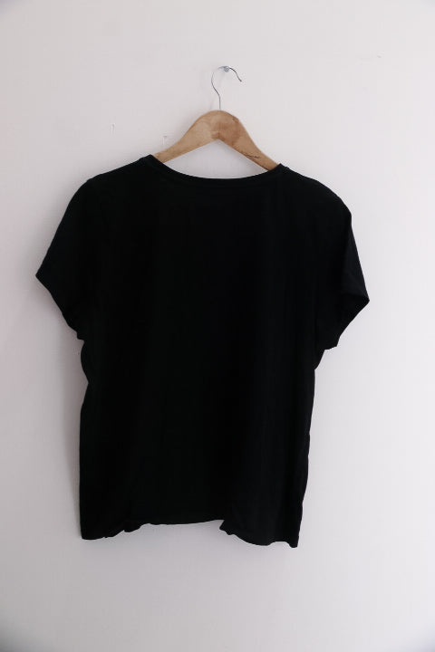 Vintage women large Black Kiss Band Graphic T-Shirt