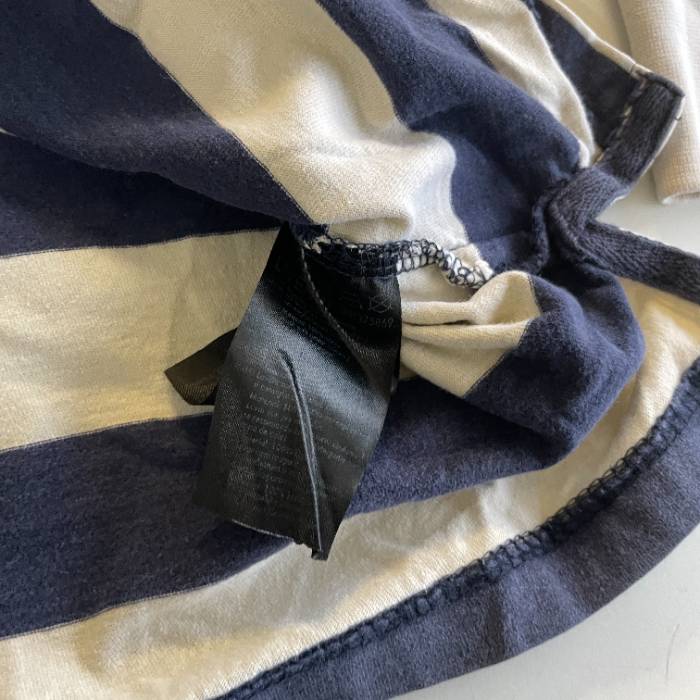 Vintage  livergy rugby shirt in white and navy size  M| L28 W21| SKU 5396