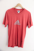 Vintage red Adidas big logo printed mens medium tees