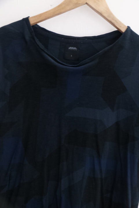 Vintage Blue Burton mens wear london large tees