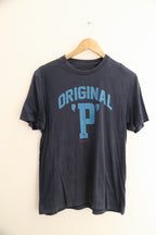 Vintage Original Penguin mens black medium tees