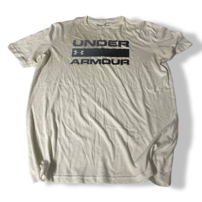 Vintage Man cream T-Shirt in M Under Armour Team Issue Wordmark| L29 W19| SKU 5426