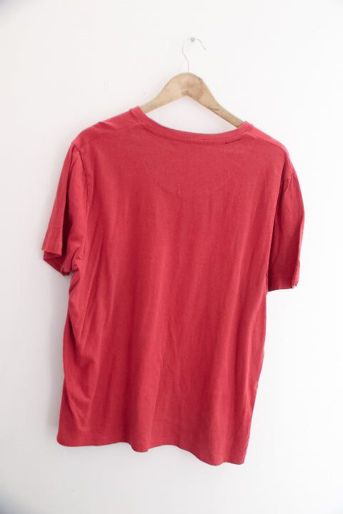 Vintage Red Graphics mens large tees