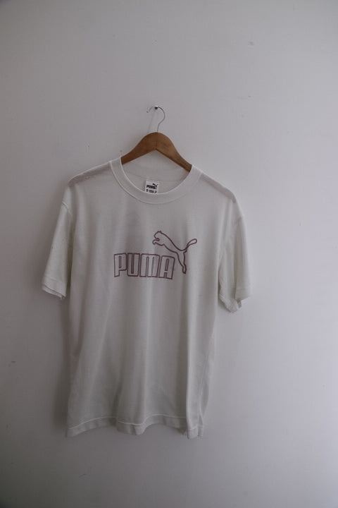 Vintage Men's Puma White ESS Elevated Large T-Shirt