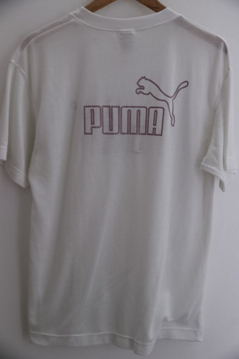 Vintage Men's Puma White ESS Elevated Large T-Shirt