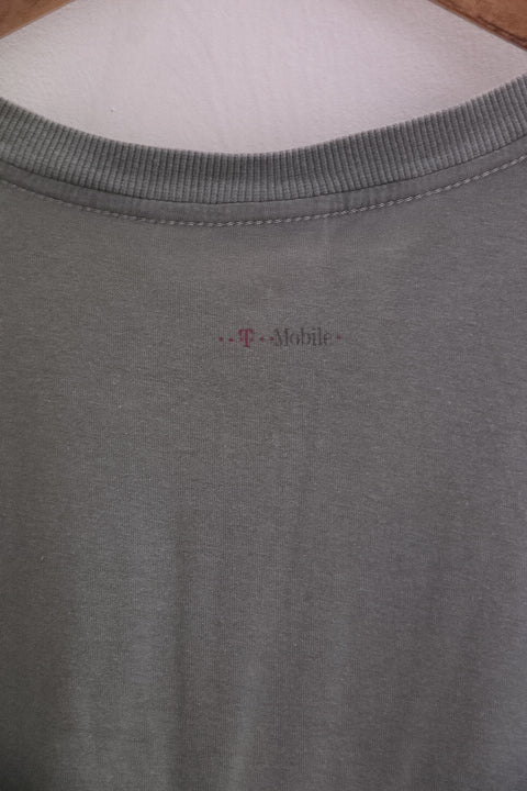 Vintage Puma graphics T-mobile large mens green tees