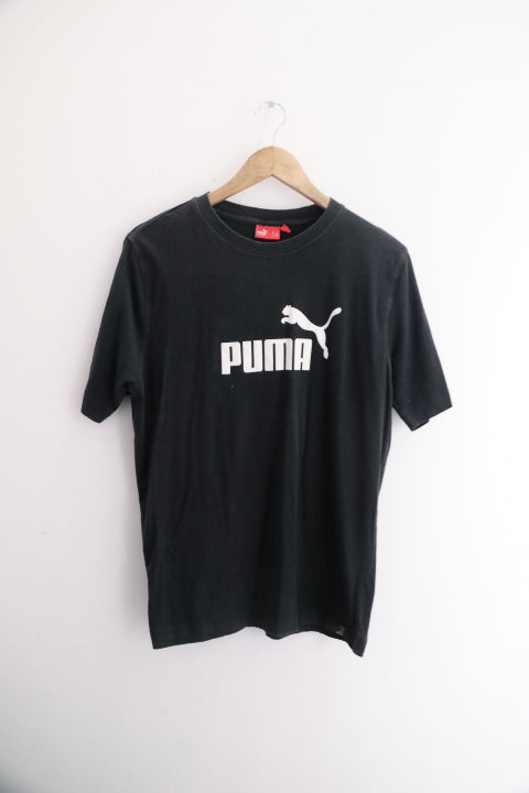 Vintage Men's Puma Black ESS Elevated Large T-Shirt