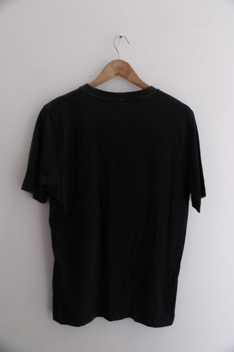 Vintage Men's Puma Black ESS Elevated Large T-Shirt