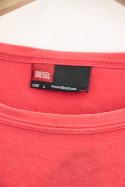Vintage Diesel mens red large T-shirt