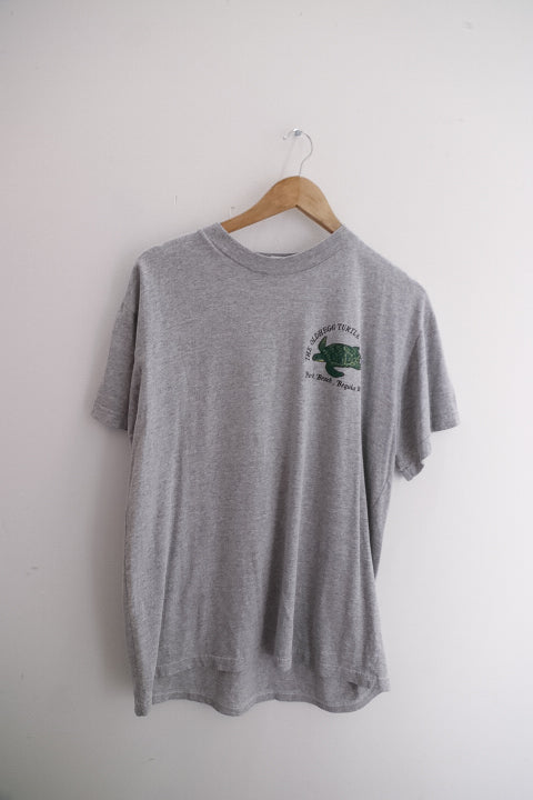 Vintage turtle character graphics grey mens large tees