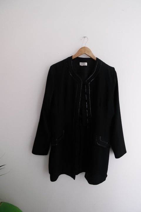 Vintage womens black midlength coat With Frog & Ribbon