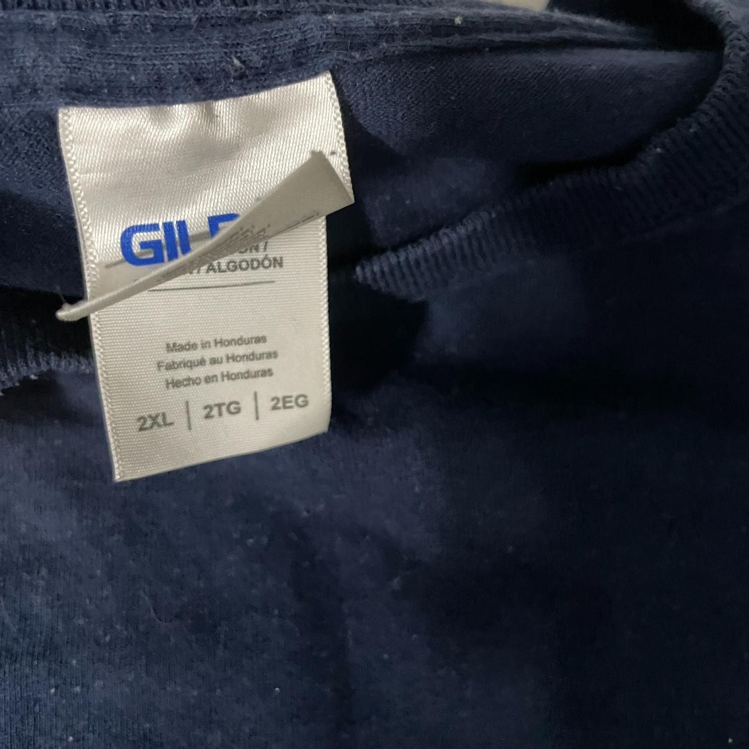 Vintage men sun life financial print Gildan Navy blue mens t shirt in size XXL|L32 W24|SKU 5496