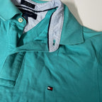 Vintage Tommy Hilfiger Men's Green Polo-shirts FLAG REGULAR POLO SHIRT in L|L29W22|SKU 5517