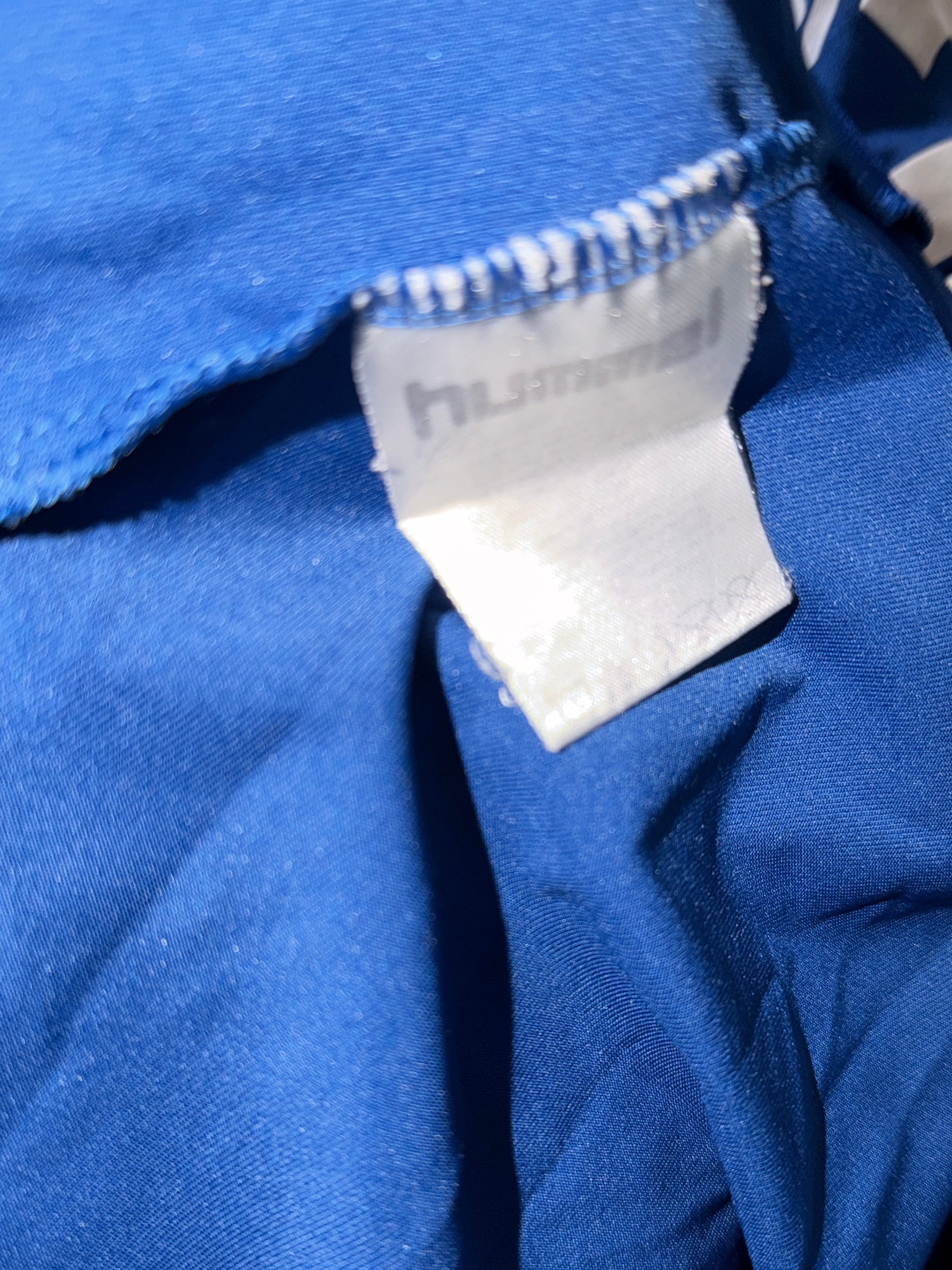 VINTAGE blue Hummel handball jersey with the number 21 and sponsor text for Intersport Sporthaus Werne.  Size M SKU7350