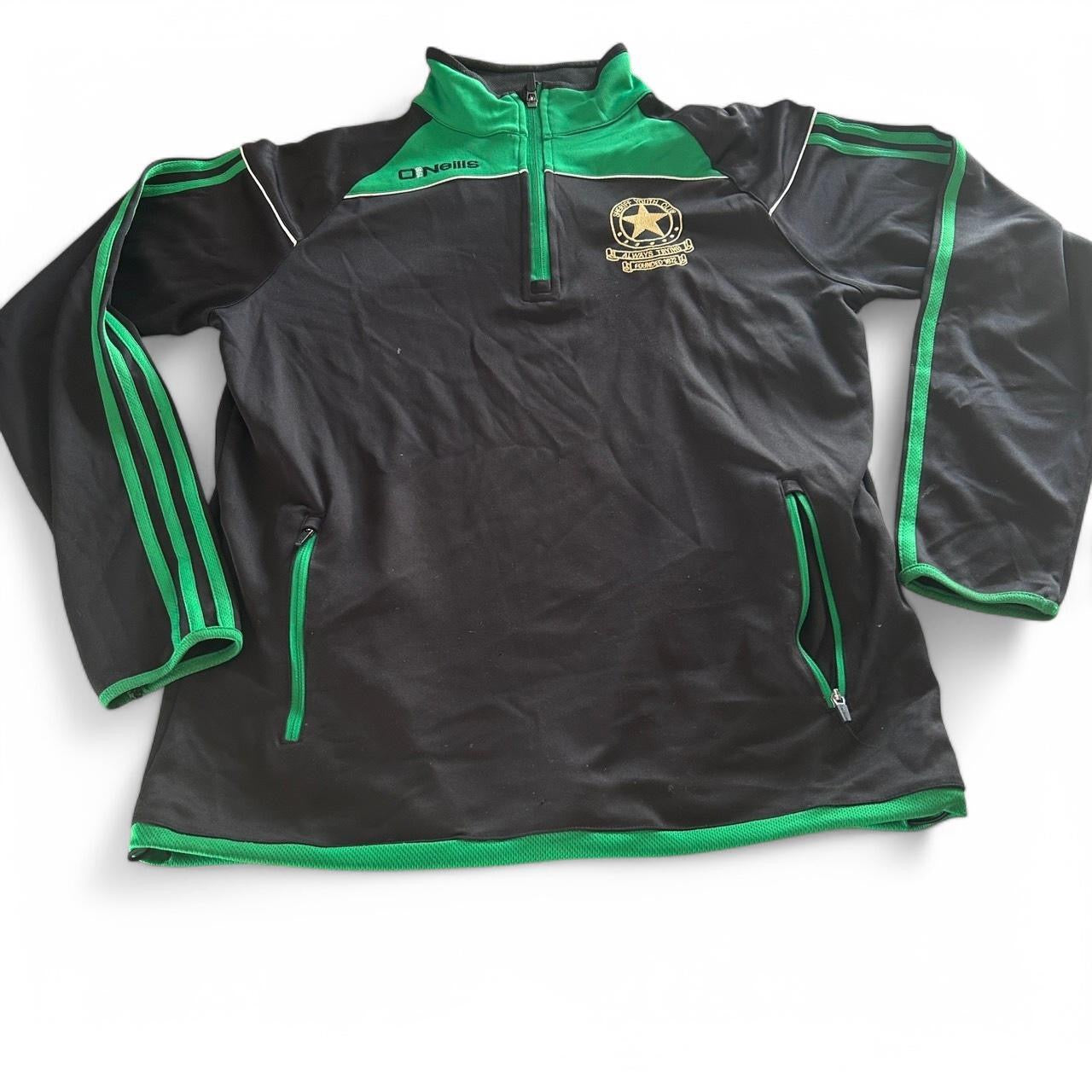 O’Neil small Green and black 1/4 zip pullover sweatshirt with a relaxed fit #streetwear