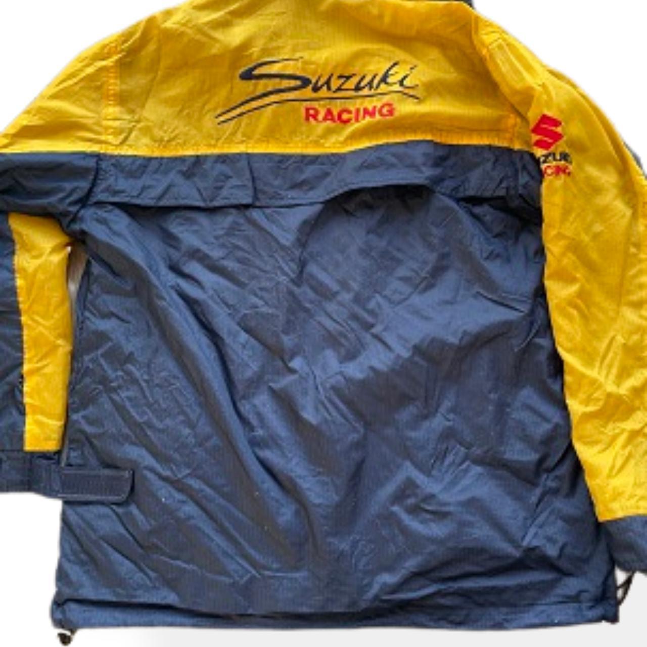 Vintage Suzuki Racing Waterproof Zip Up Windbreaker Medium hoodie Jacket in Blue and Yellow