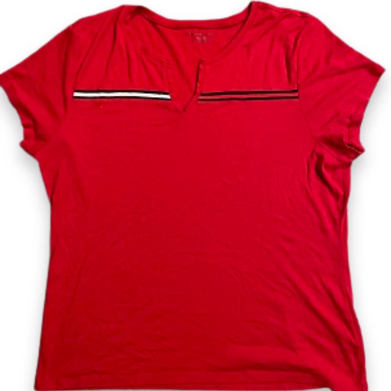 Vintage Red Tommy Hilfiger Womens V-Neck Plain Short Sleeves Logo T-Shirt