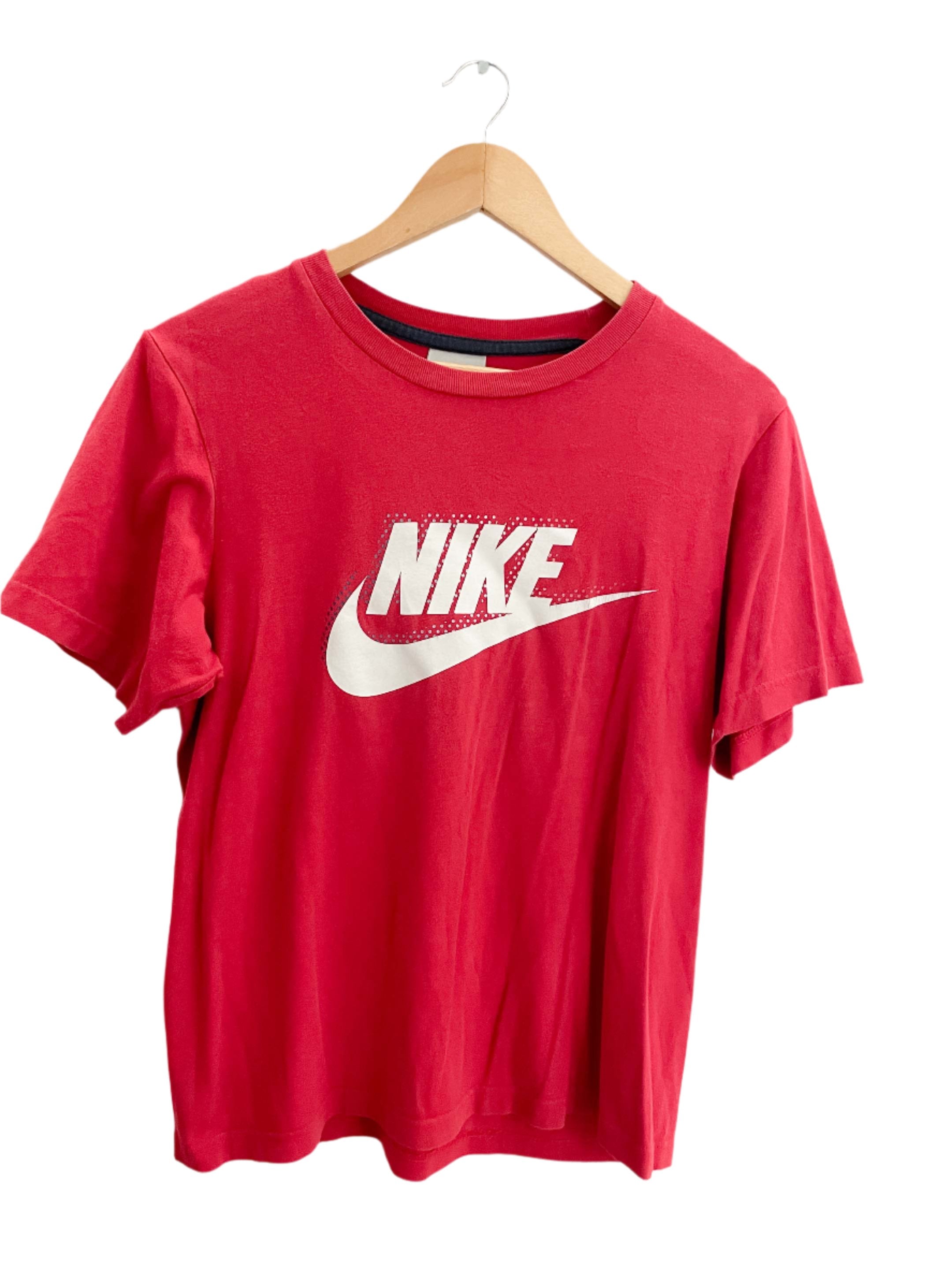 Vintage nike red small tshirt