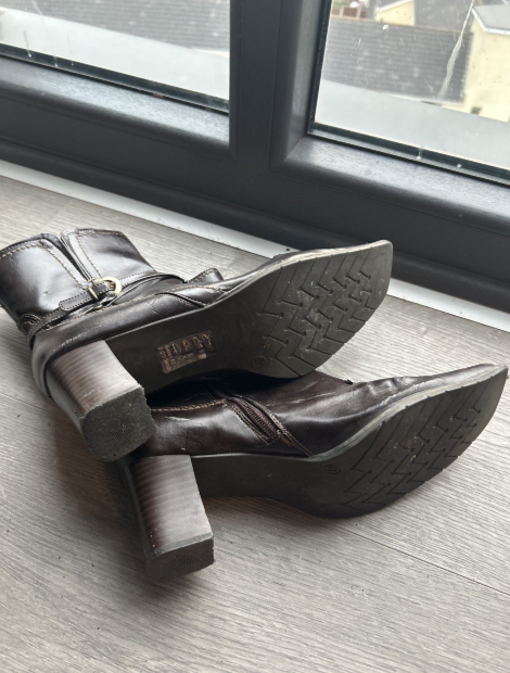 Ginu kenduri Women Brown Patent Leather Ankle Boot Heel Shoe Size 41 SKU 6743