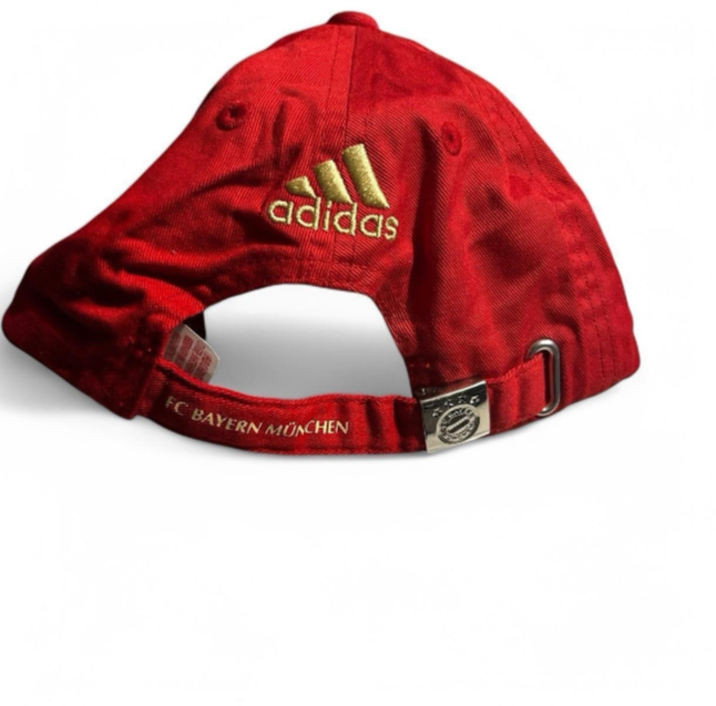 Vintage men FC Bayern Munchen Germany Strap back cap Red Adidas Football SKU6790