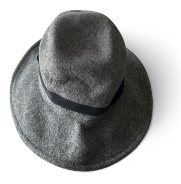 Vintage Unisex Grey wool felt fedora hat with black ribbon accent sku 6809