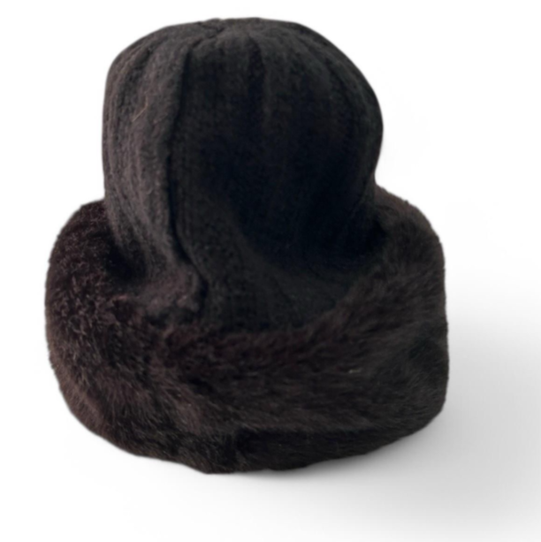 Vintage Unisex Black faux fur beanie hat #winteraccessories sku 6821