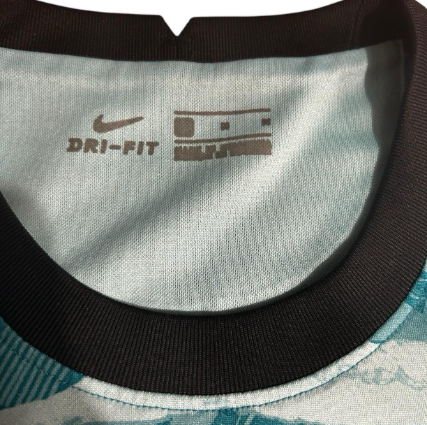 Nike FC Liverpool 20/21 Away Men's Vintage Soccer Jersey T-Shirt - Size M, SKU 6851