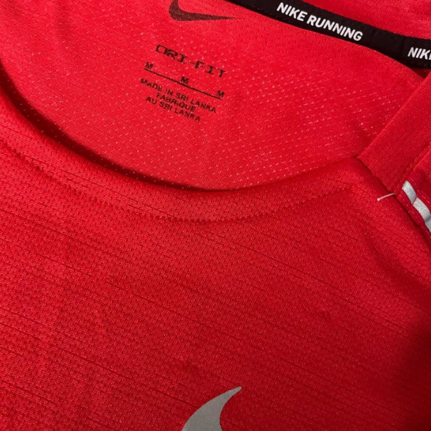 Nike Dri-FIT Miler Vintage Men's Red Running T-Shirt - Size M, L27 W18, SKU 5533