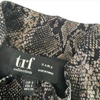 ZARA bomber jacket in size small  L27 W21 SKU 6248