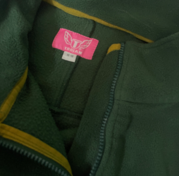 Vintage womens trojan fleece green medium jacket|  L 29 W 21 SKU 6217