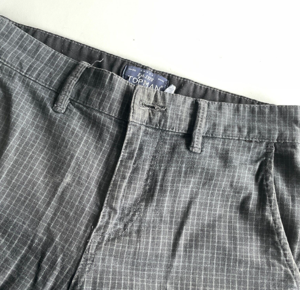 Grey plaid topman chinos trousers in W 28 L 28