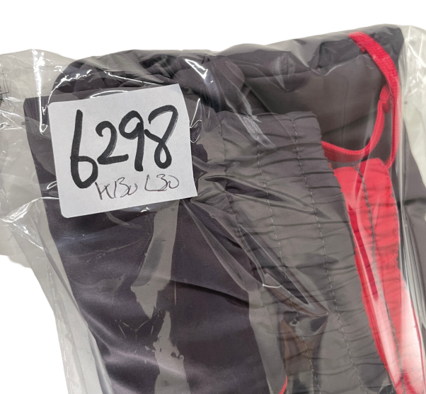 Puma tracksuit bottoms, Women’s Size M, Y2K 90's style, Shell brown trackies, Loose fitting trousers, Sports pants, Vintage activewear