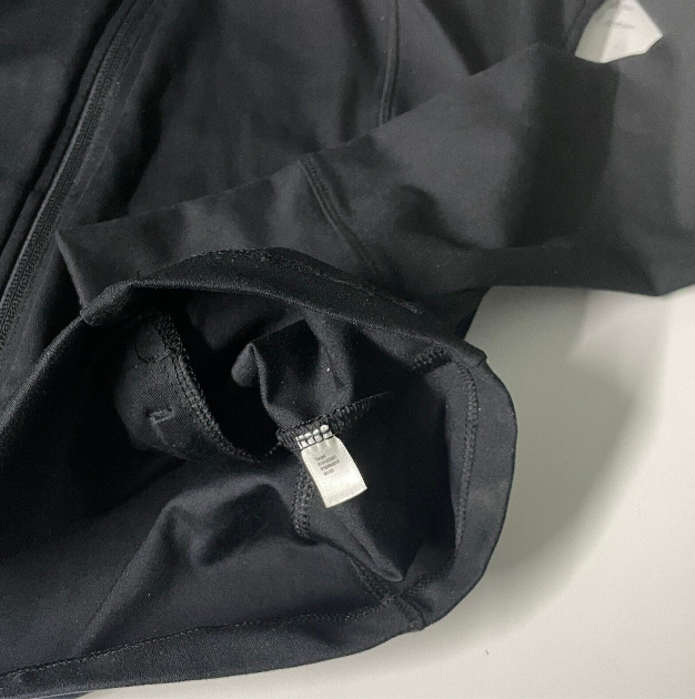 Vintage female all in motion Black track full zip jacket in S/M|L27 W16|SKU 6085