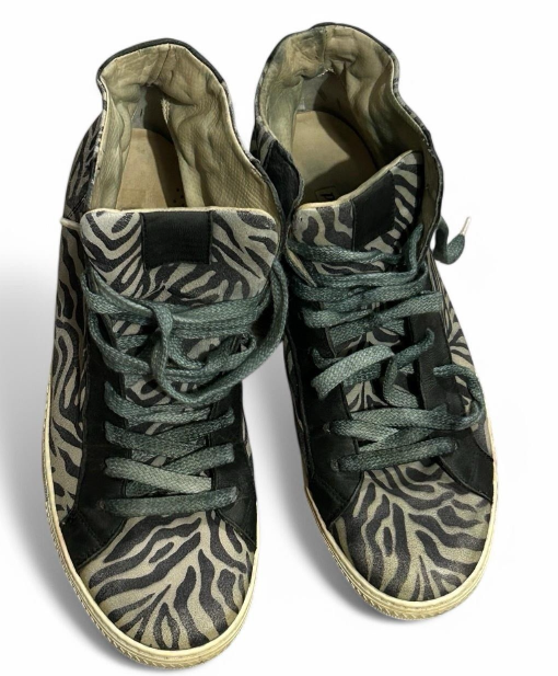 WOMEN'S TRAINERS PAUL GREEN TRAINERS UK 6- US7 SKU 6896