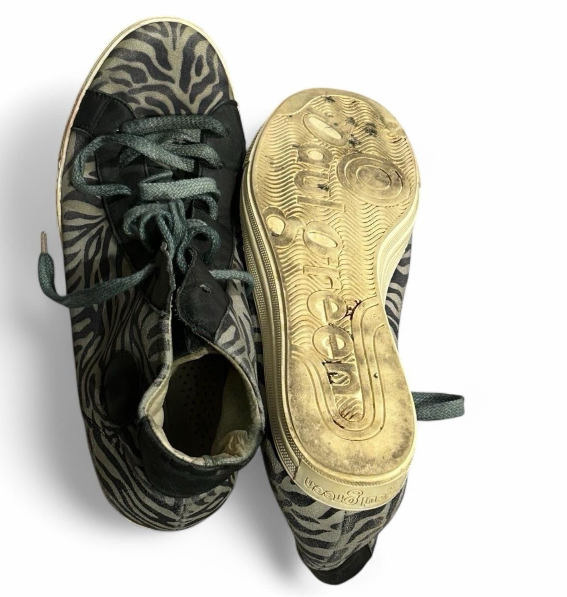 WOMEN'S TRAINERS PAUL GREEN TRAINERS UK 6- US7 SKU 6896