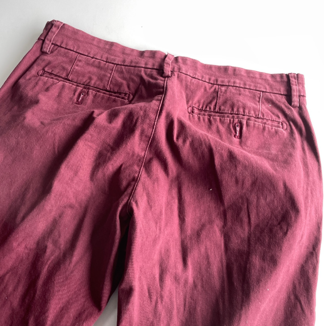 Pre-owned Chino Trousers - red W 32 L 30 SKU 6024