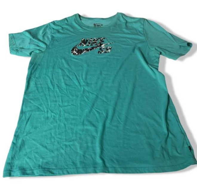 Vintage Nike Dri-fit green short sleeve men's T-shirt in L|L29W21|SKU 5477