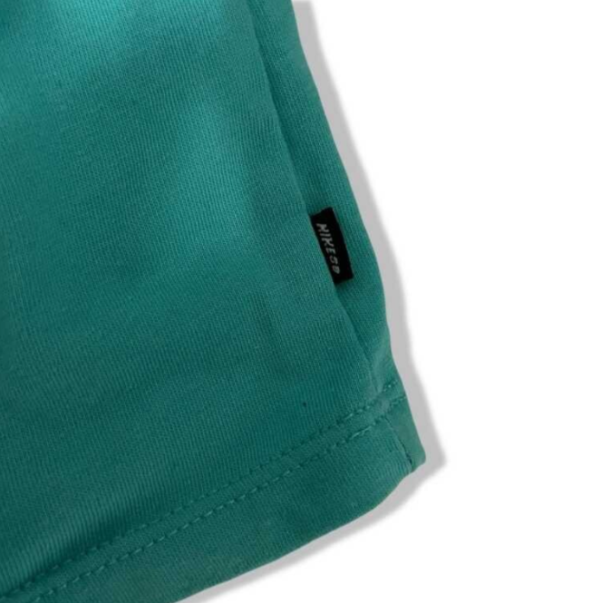 Vintage Nike Dri-fit green short sleeve men's T-shirt in L|L29W21|SKU 5477