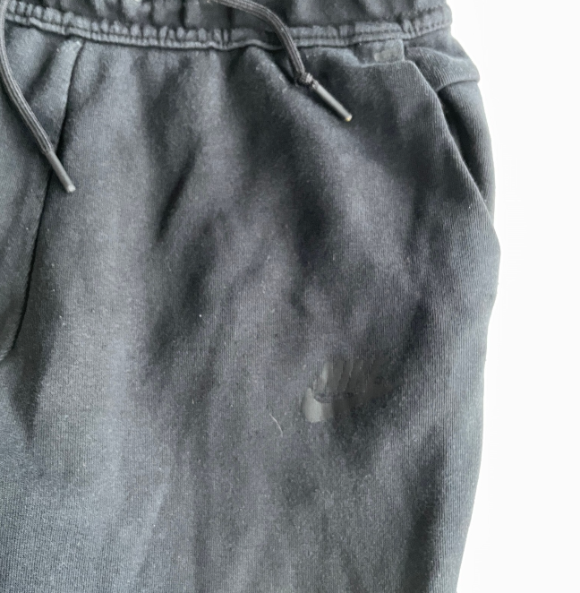 Vintage Female black fleece nike joggers in S/M|L26 W26|SKU 6078