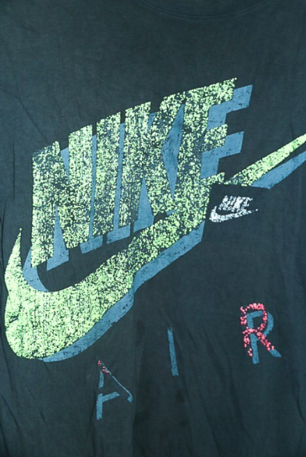 Vintage men Nike air graphics black short sleeve tees in L|L30 W18|SKU 6627
