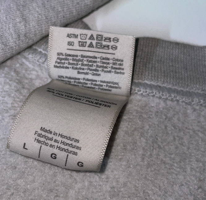 Vintage Second skin graphics grey golf crew neck jumper in M|L28 W23|SKU 6123