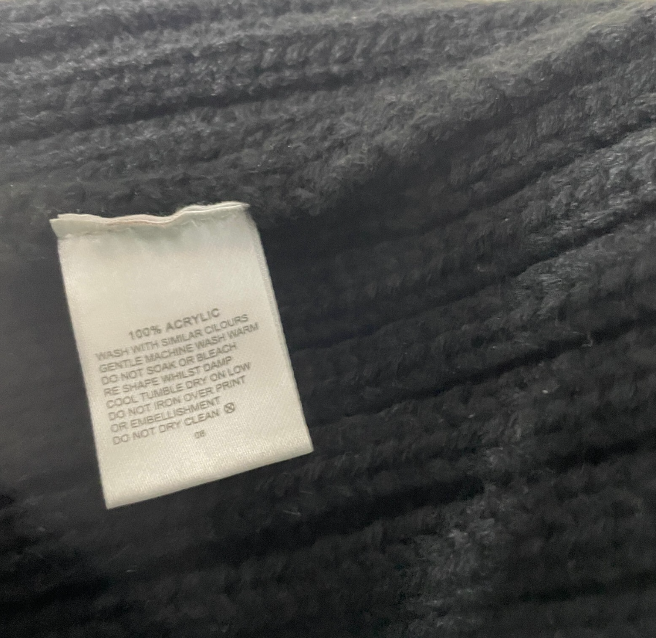 Vintage FURTALK Women's Knitted black Beanie Hat| SKU 6139