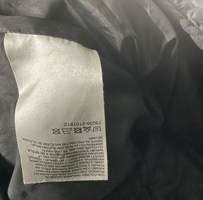 Cloackhouse black ultra light men’s jacket in size XS  L 26 W 21 IN B- grade SKU 6163