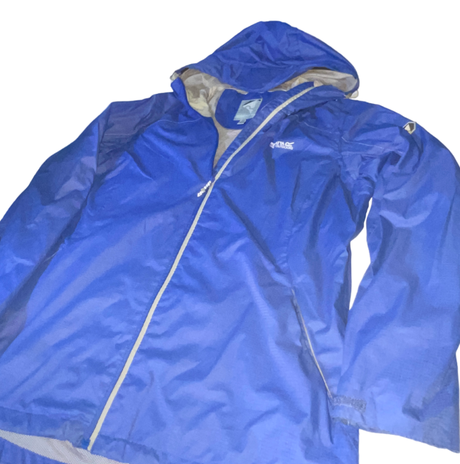 Regatta  blue women’s lightweight Rain Jacket with hood  RWW301 XL L 31 W 22